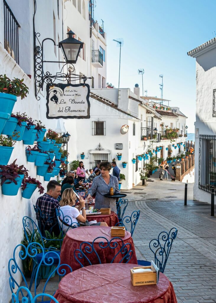 Spain for International Job Seekers: Where to Look, Which Skills Matter and How the Work Process Begins